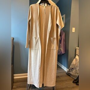 mts Boutiques Tan Trench Sweater Longline Lightweight Women’s size Small